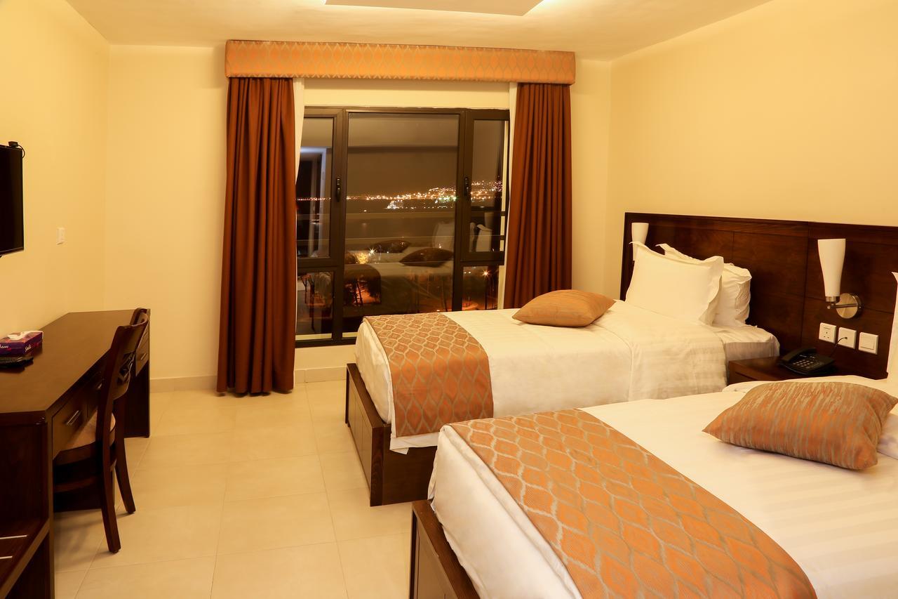 City Tower Hotel Άκαμπα Εξωτερικό φωτογραφία
